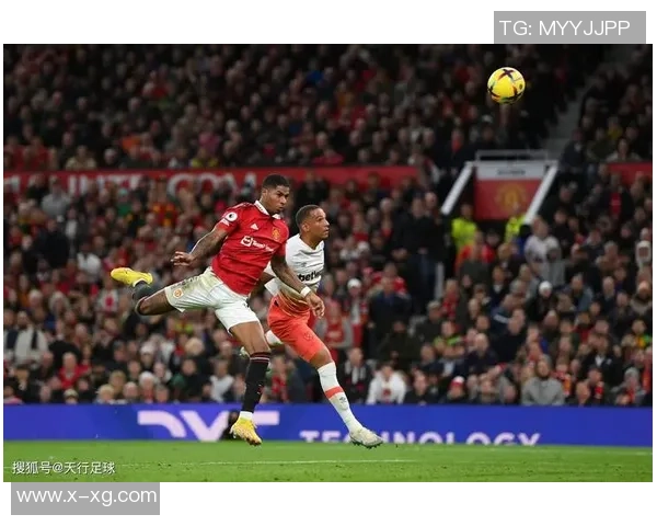 足总杯精彩对决里昂与曼联战成平局逆转瞬间点燃全场激情