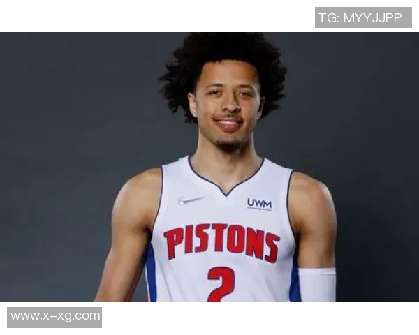 姚明当年照片回顾：从篮球新星到国际巨星的成长历程