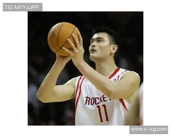 姚明的国籍之谜：从中国篮球巨星到国际体育舞台的身份探讨