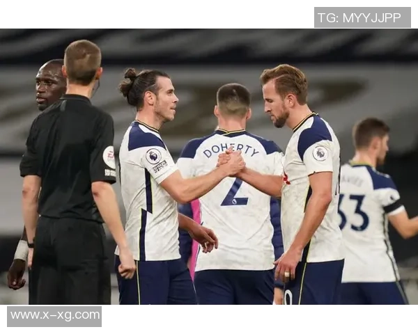 热刺逆转皇马上演惊天大逆转红牌风波引发全场热议 热刺逆转皇马上演惊天大逆转红牌风波引发全场热议